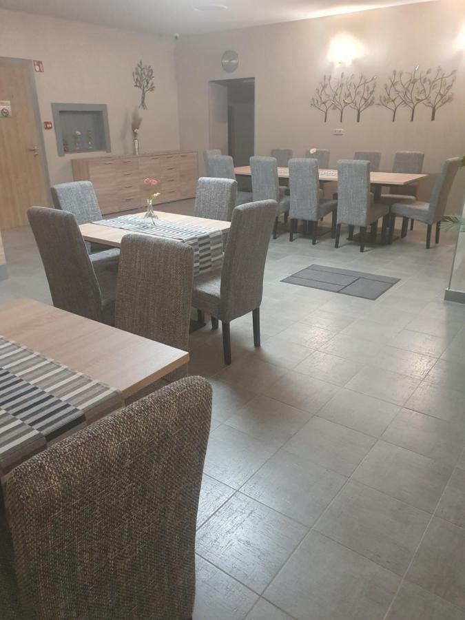 Bed and Breakfast Platina Panzio*** Ujhartyan Экстерьер фото